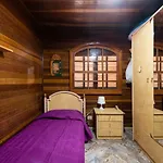 - Private Solarium & Pool - Bbq *