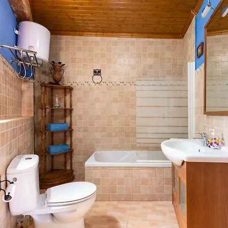 - Private Solarium & Pool - Bbq San Bartolomé