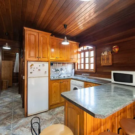 - Private Solarium & Pool - Bbq Holiday home